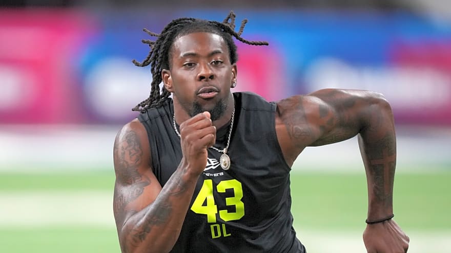Patriots’ Quintayvious Hutchins charged with domestic assault