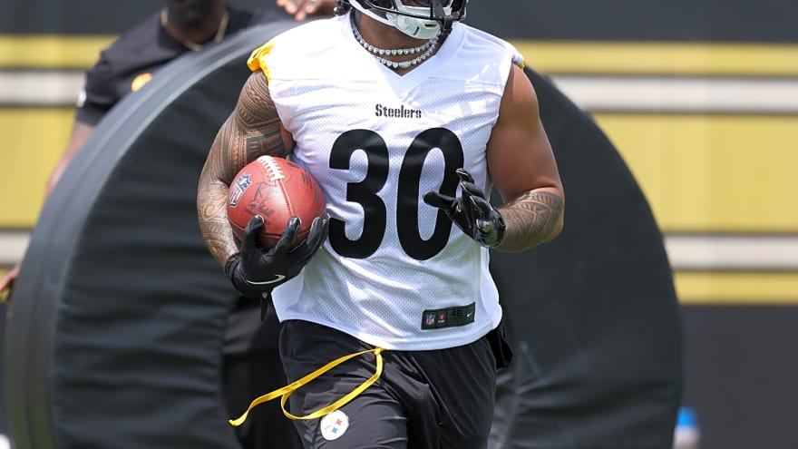Steelers Have Perfect Plan For Top Two Running Backs