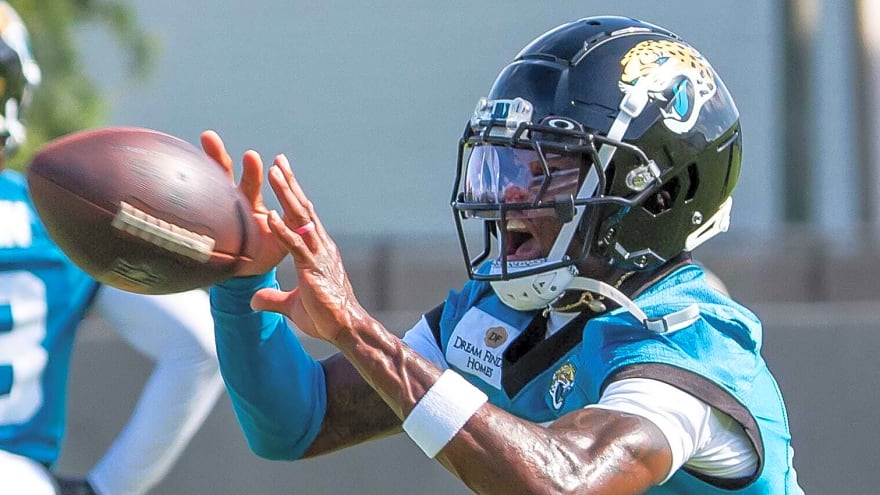 'Wow That Was a Ballsy Move': Jaguars’ Josh Hines-Allen Had No Idea His Team Will Trade Up to Pick Two & Take Travis Hunter