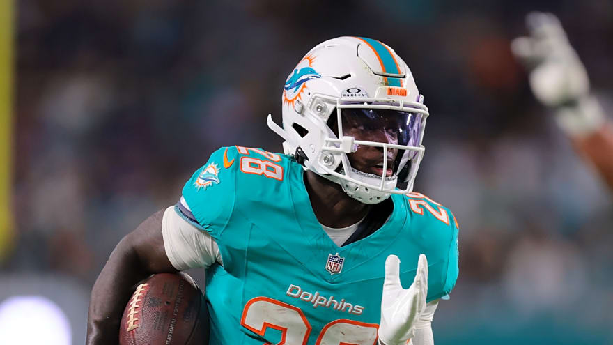 Dolphins GM sends clear message to teams about potential De'Von Achane trade