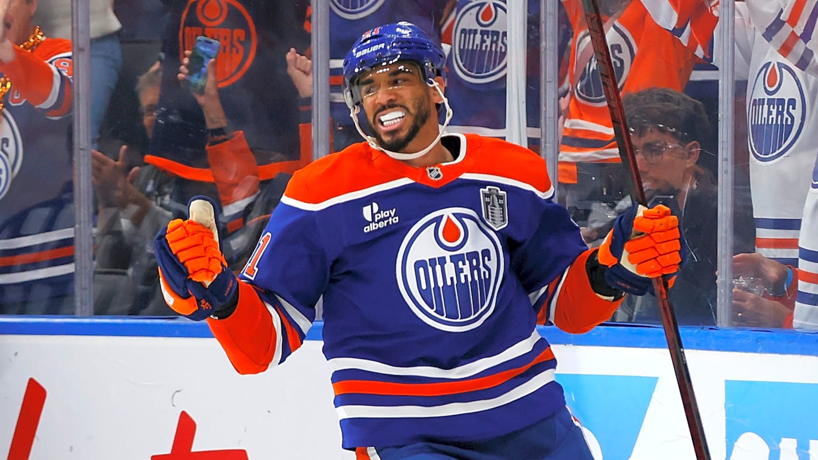Edmonton Oilers Journalist Predicts Team Will Trade for One Specific Controversial Player This Season