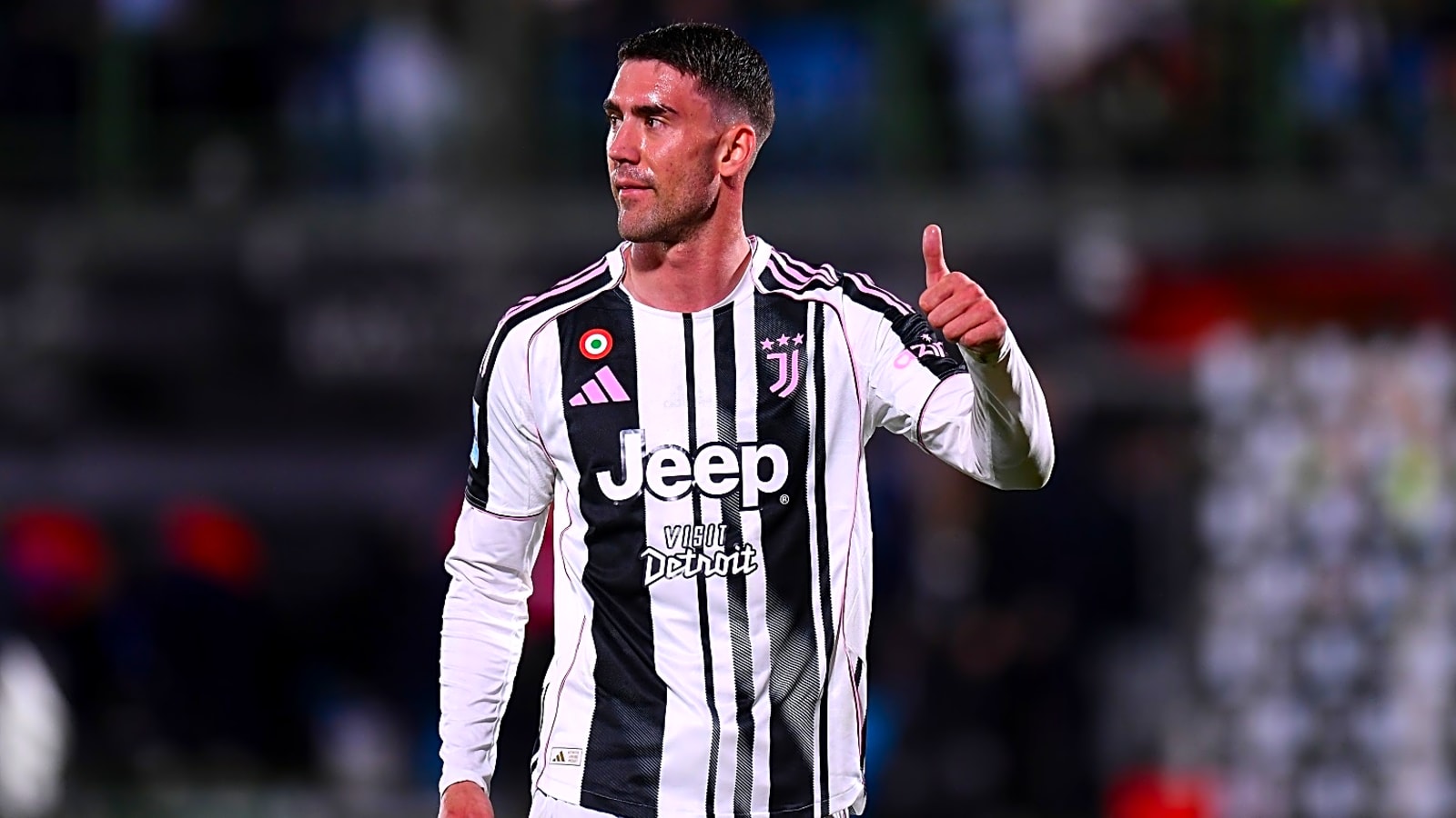 Report: Chelsea and Man United target 'leaning towards' a move to Tottenham in January