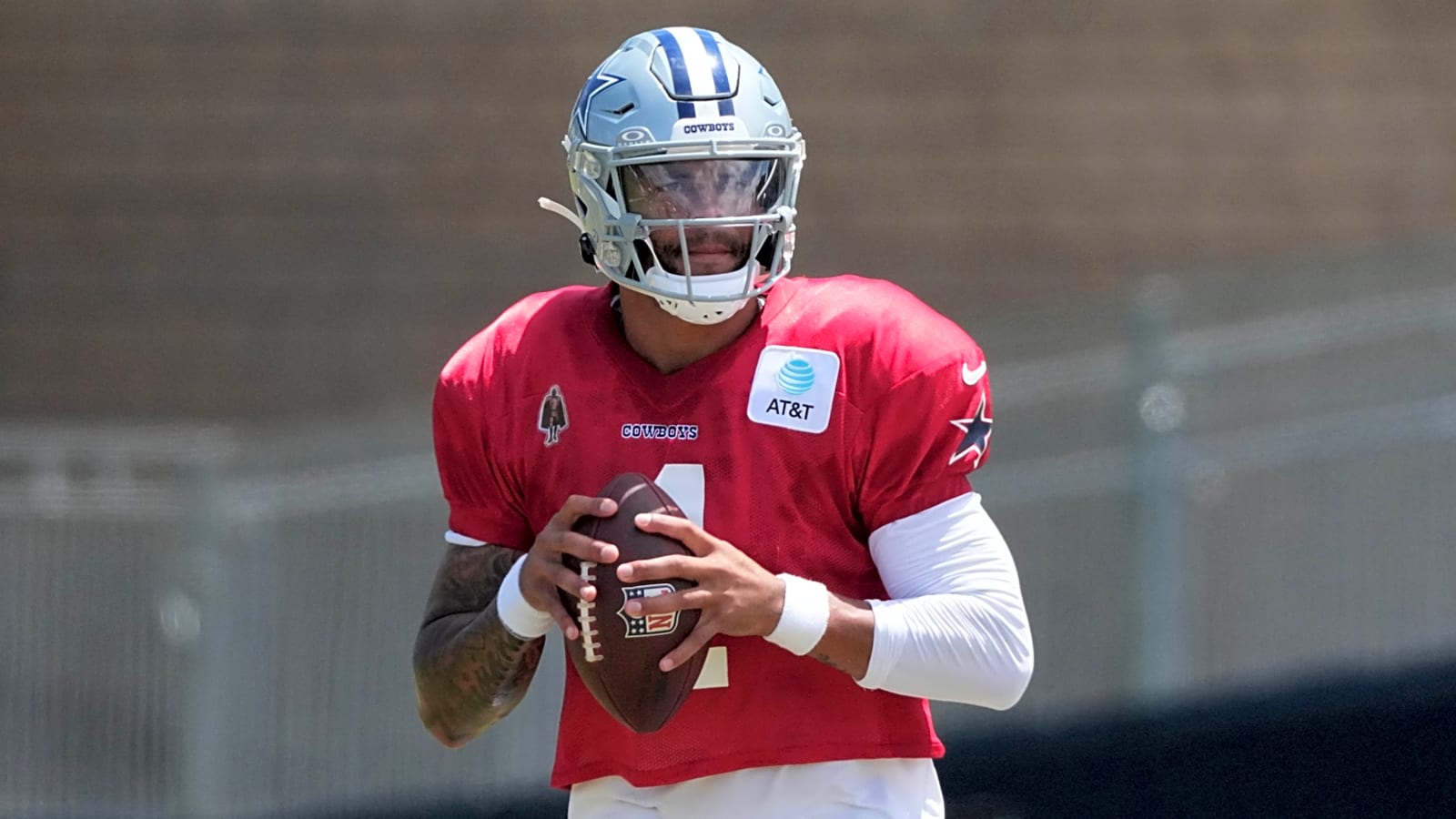 Cowboys' Dak Prescott responds to NFL personnel rankings snub