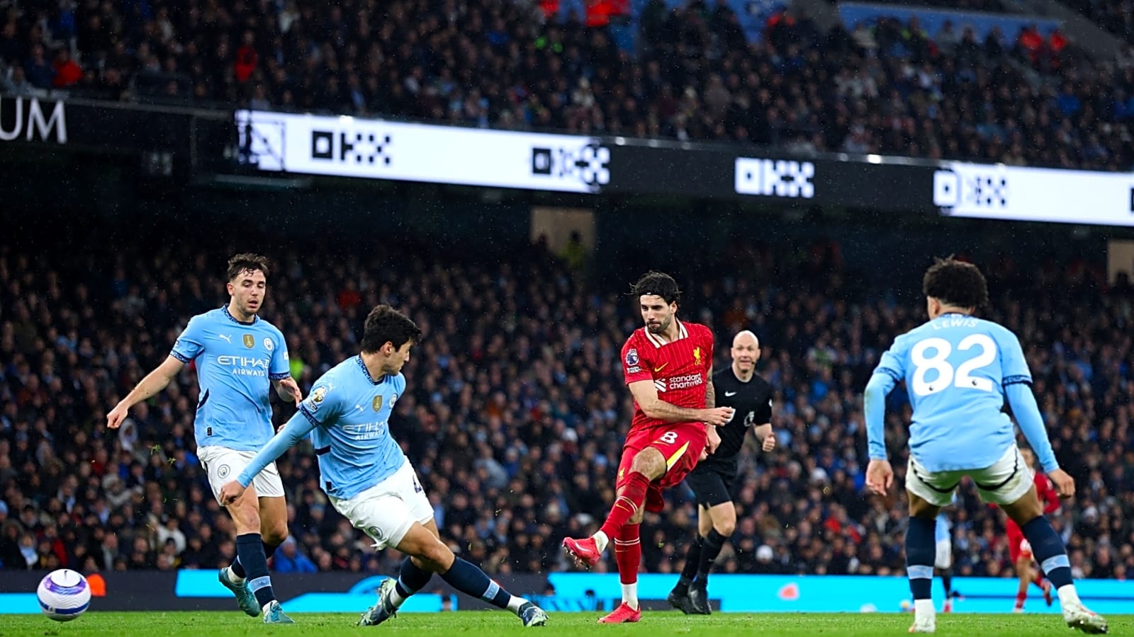 ‘I have a massive feeling’ – Paul Scholes and Roy Keane disagree on City v Liverpool predictions