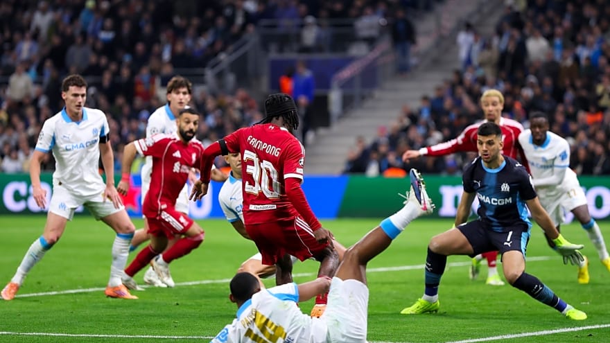 Dominik Szoboszlai taunts Jeremie Frimpong with brutal three-word reply to Instagram post