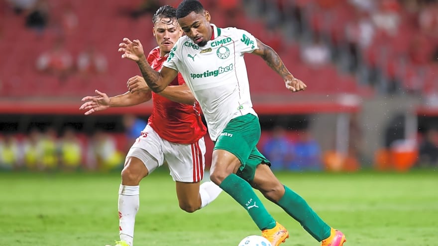 Report: Liverpool enter the race for ‘complete midfielder’; Anfield scouts think he’s ‘perfect’