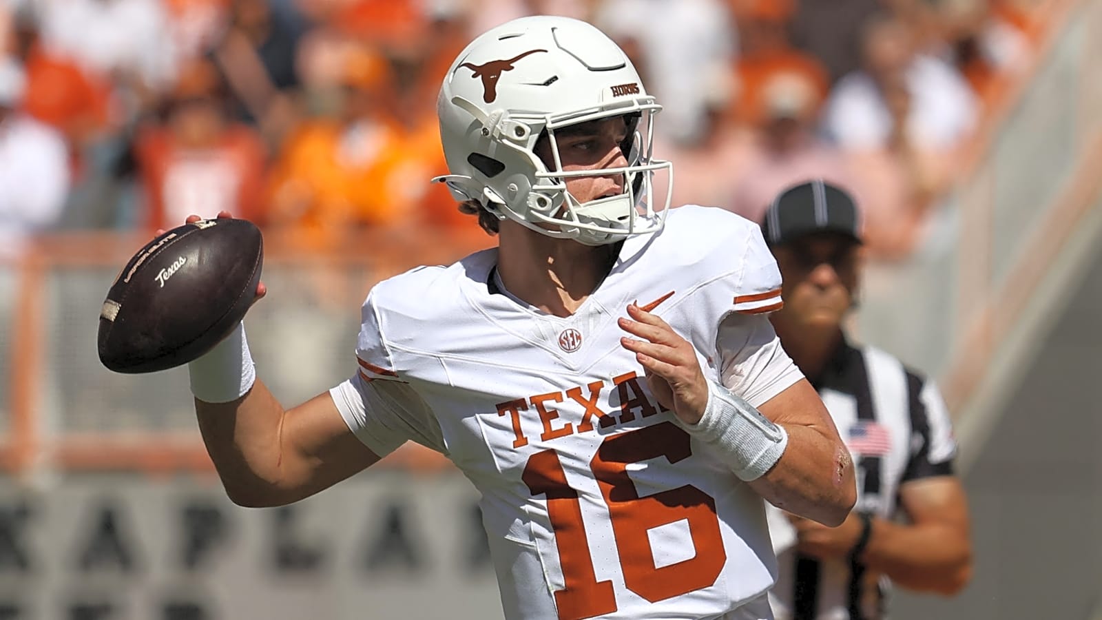 Analyst explains why Arch Manning isn't the best QB prospect