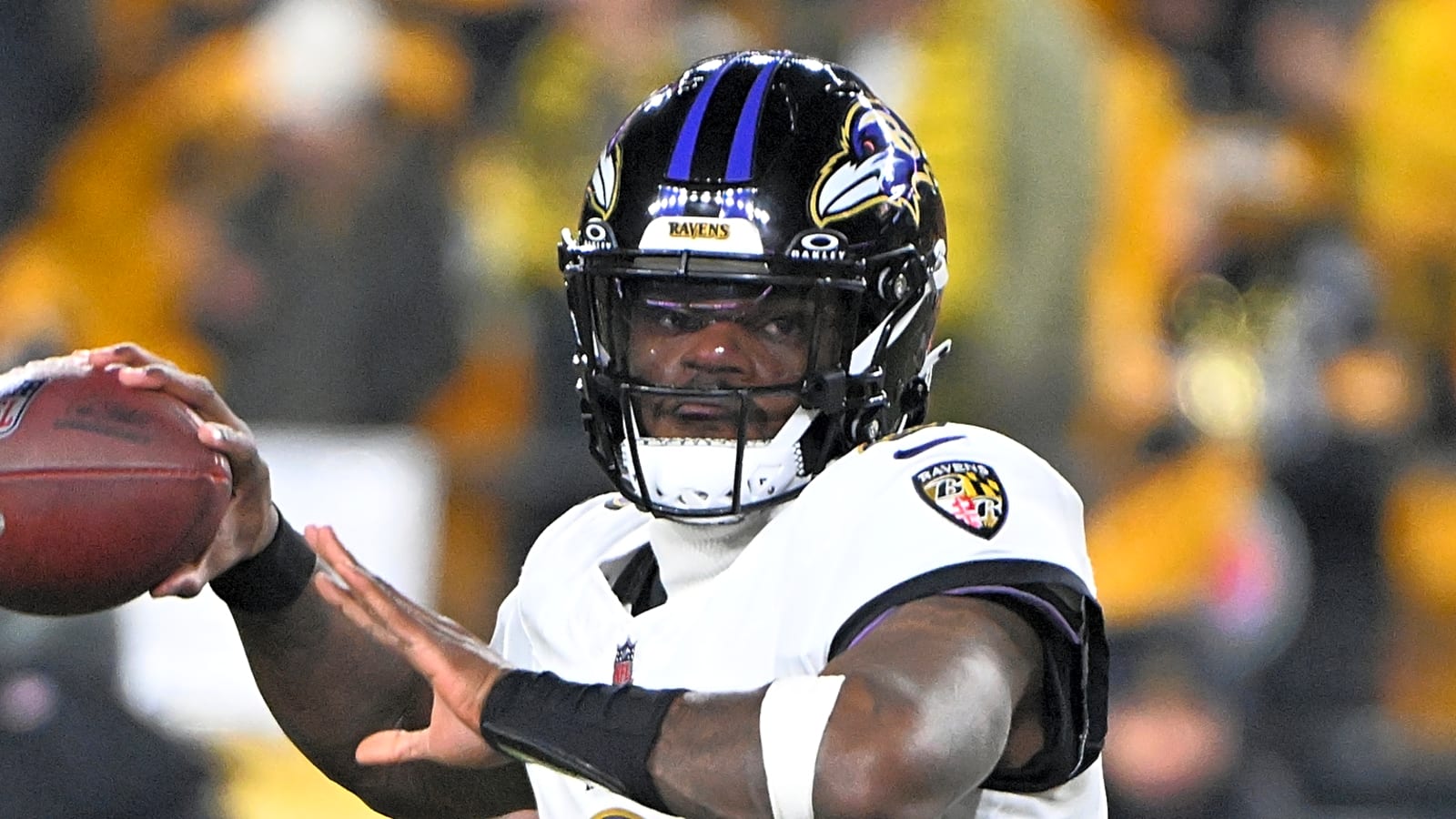 Why Lamar Jackson may not sign contract extension before 2027
