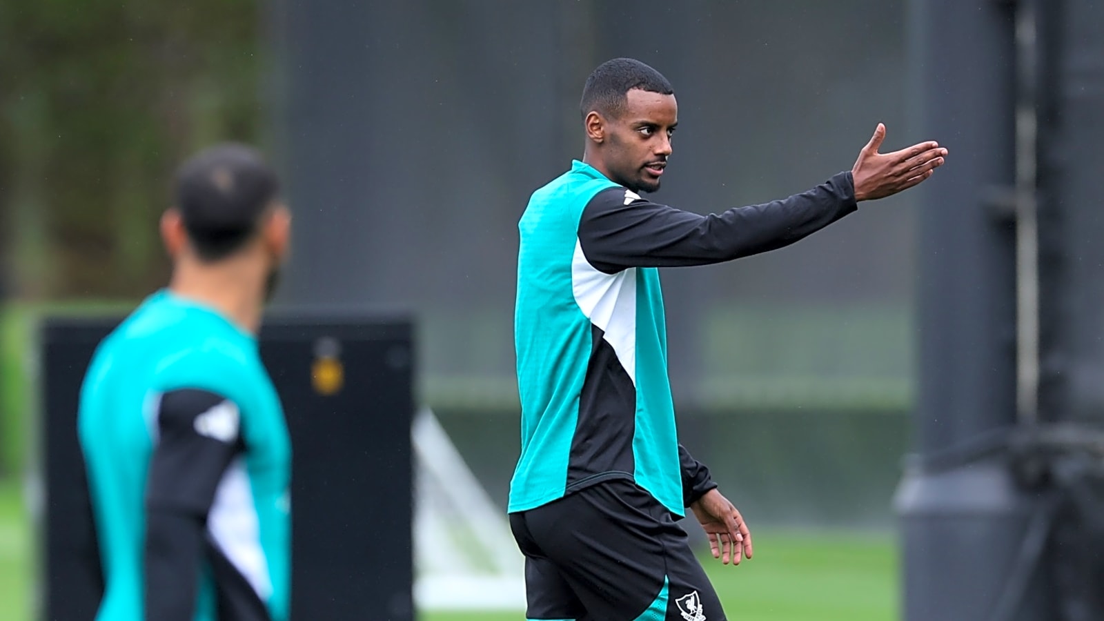 Arne Slot issues Alexander Isak injury update as three players ruled out for Real Madrid clash