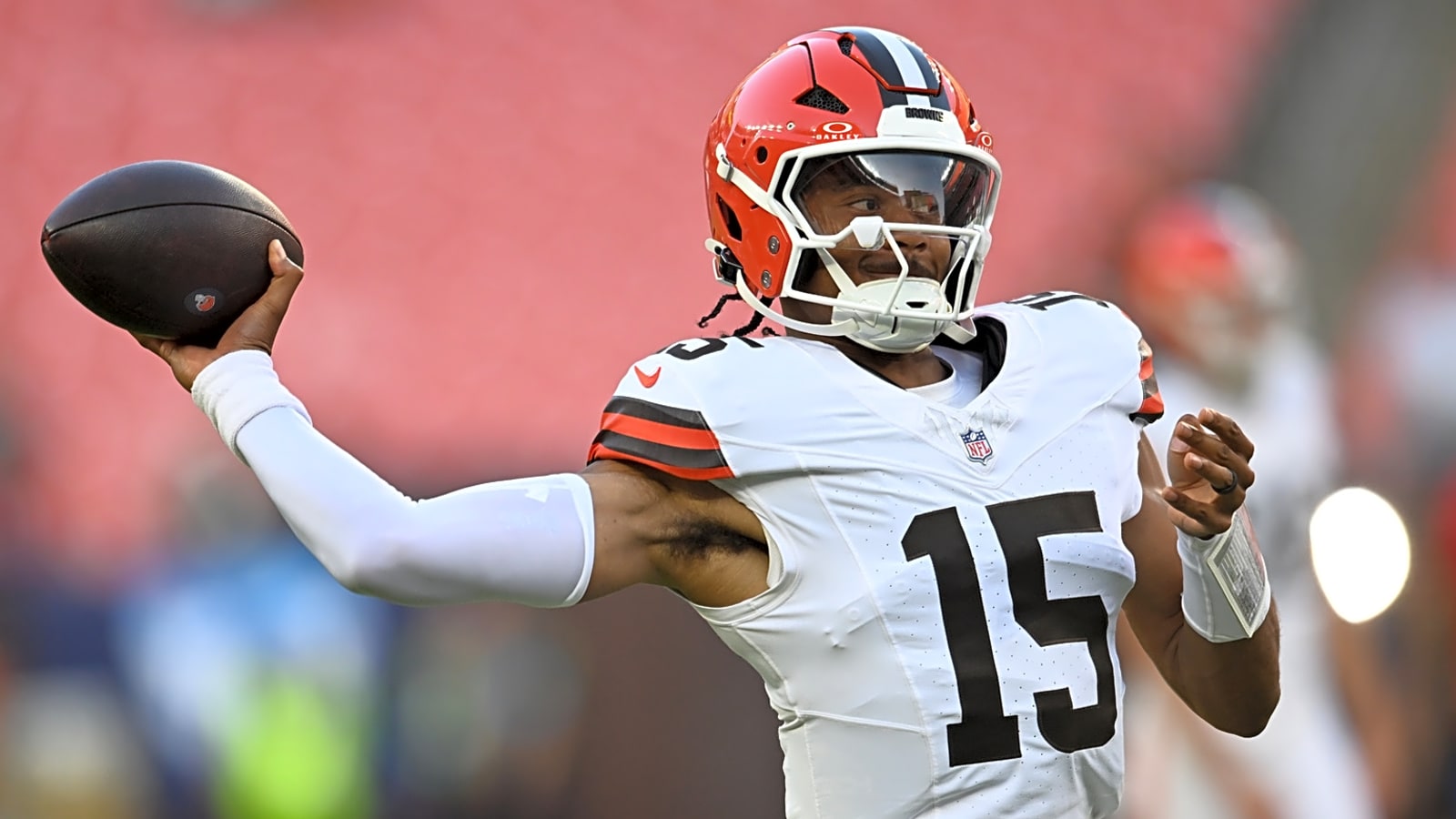 Browns set to begin season with four quarterbacks