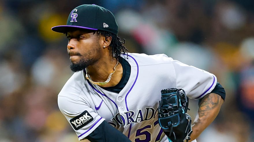 Yankees add intriguing bullpen option in trade with Rockies