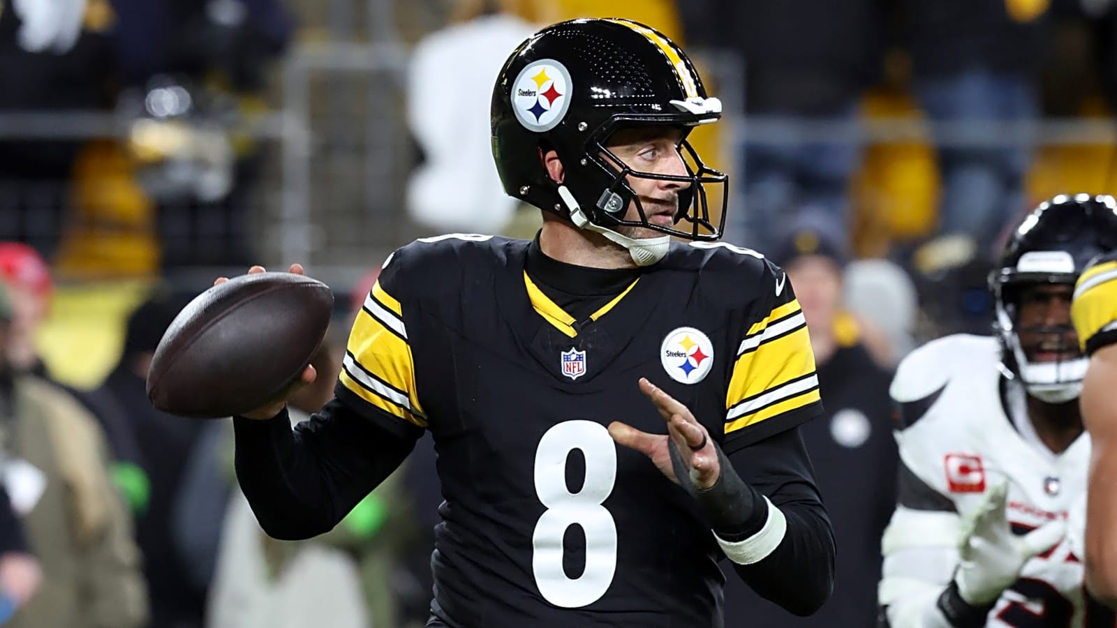 What the Steelers should do about indecisive Aaron Rodgers