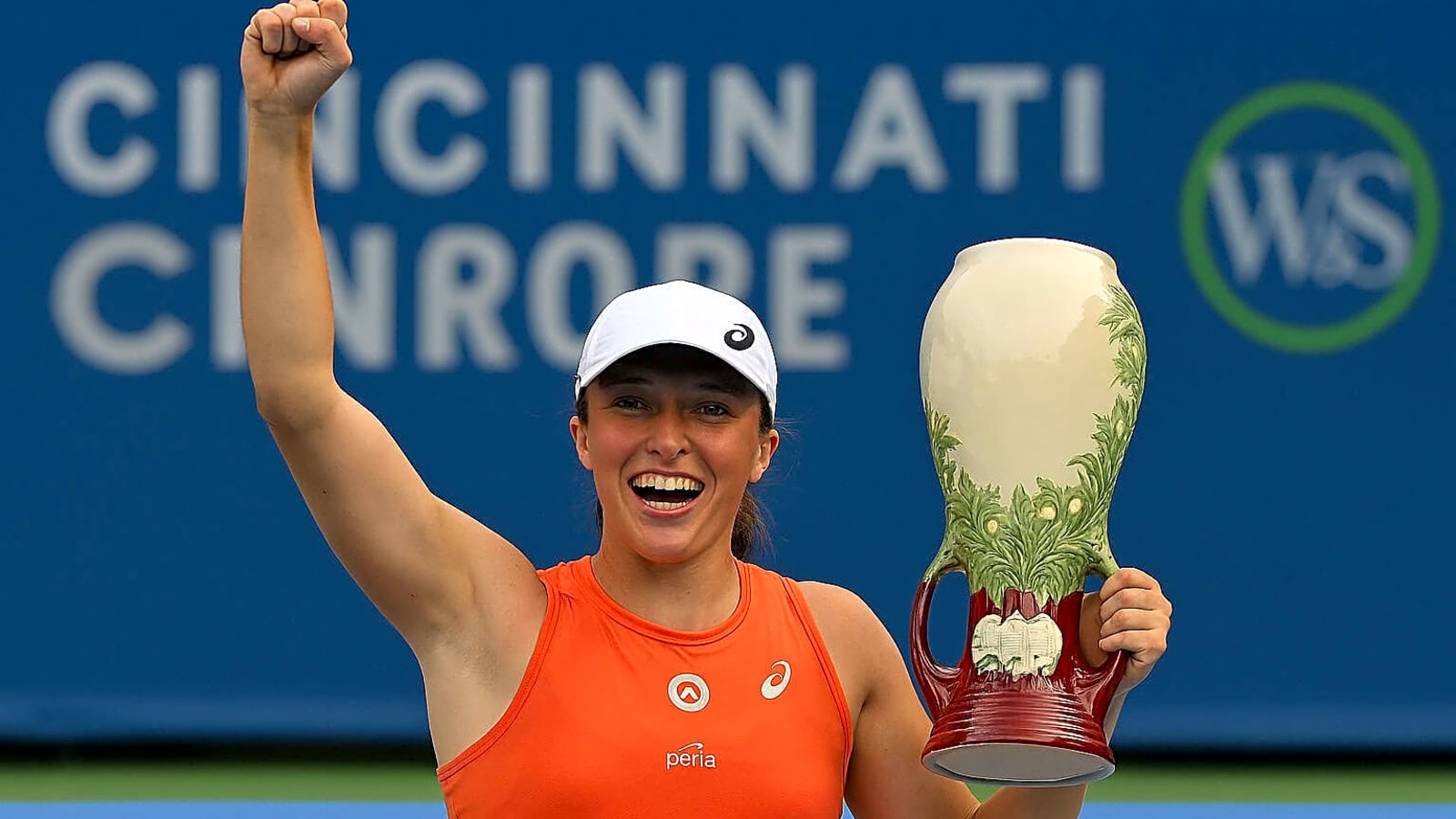 Iga Swiatek’s Epic Comeback: From Rankings Disaster to Cincinnati Glory (And Yes, She’s Coming for Sabalenka)