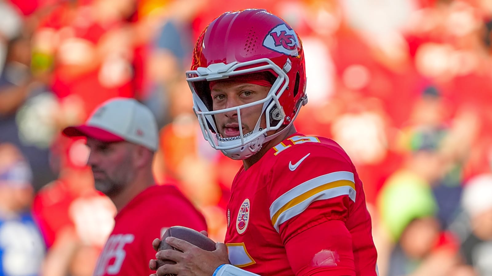 Patrick Mahomes answers injury questions with highlight TD