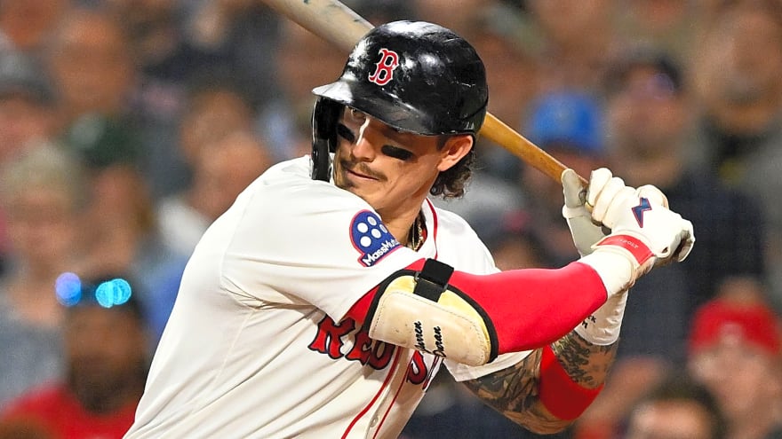 Red Sox manager Alex Cora, OF Jarren Duran ejected