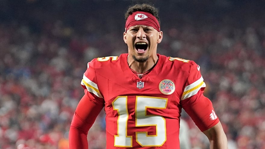 The 'NFL total touchdown pass leaders' quiz