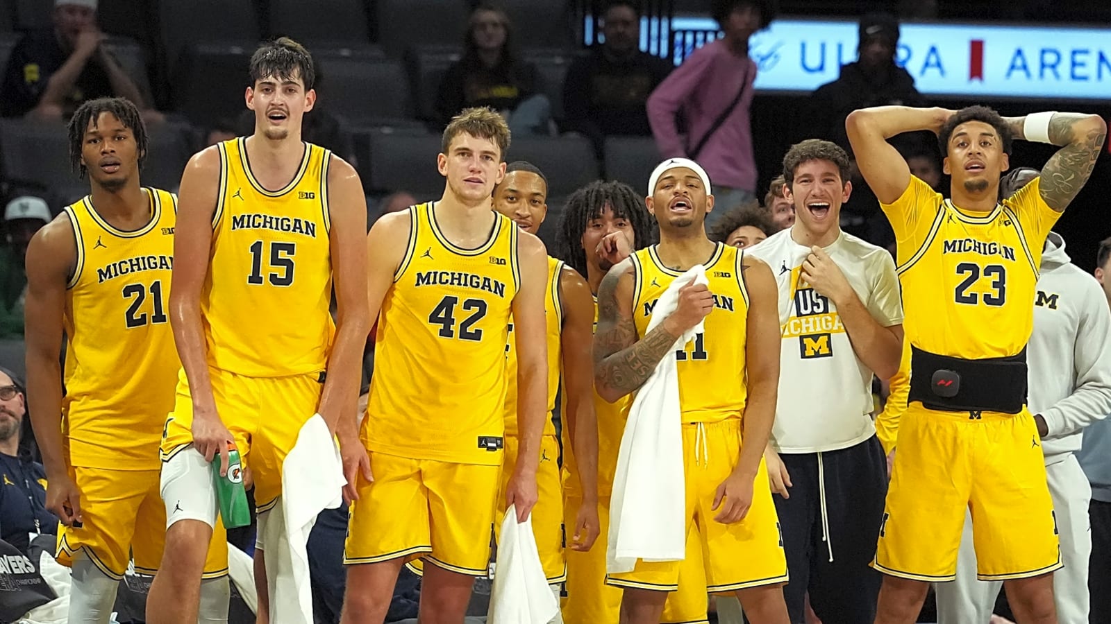 No. 7 Michigan gets emphatic win over No. 21 Auburn