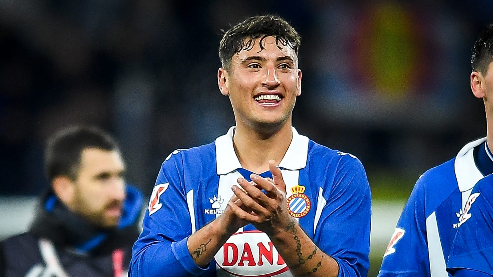 Rosario Central make a formal offer for 21-year-old Tottenham attacker