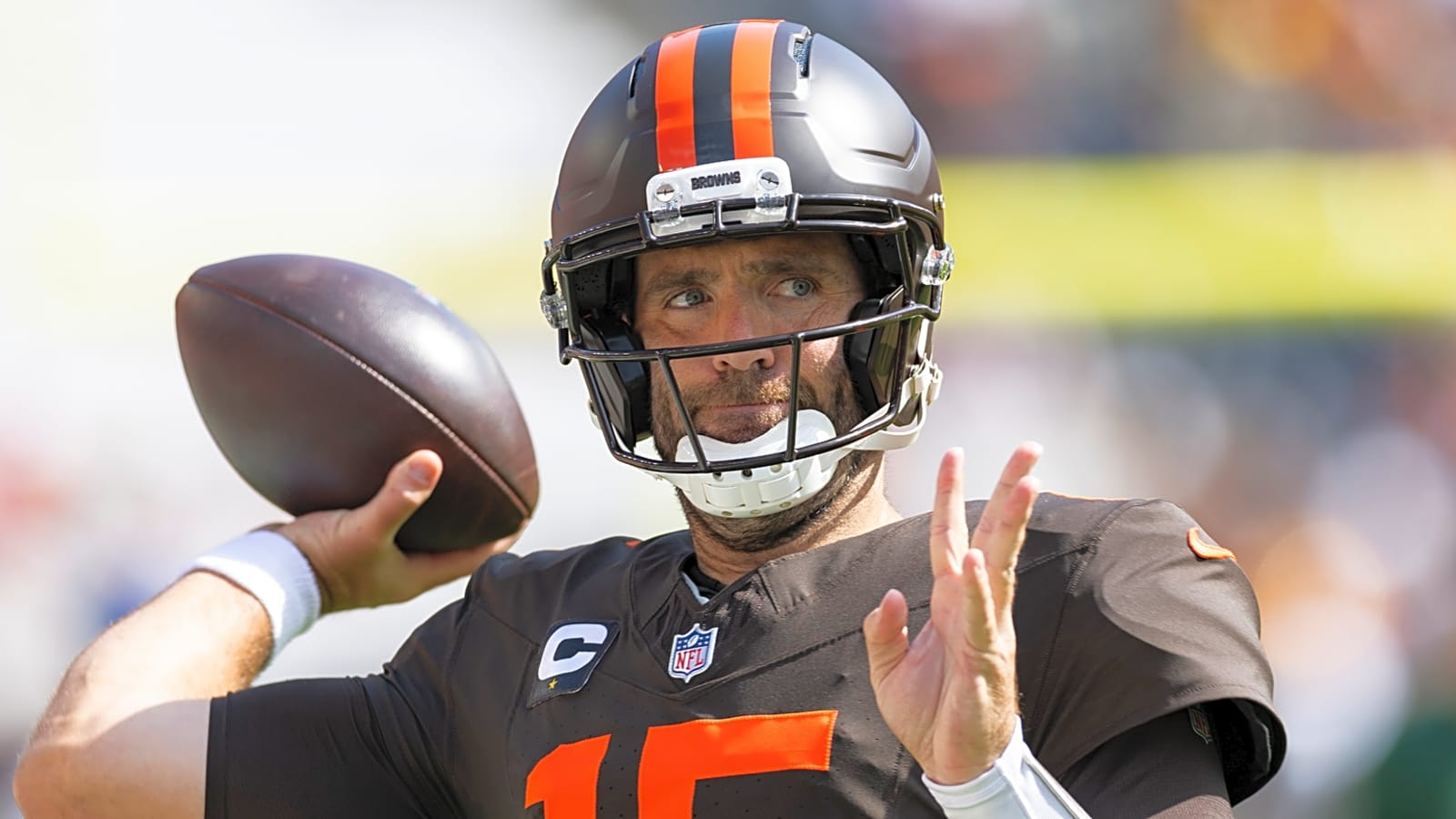 Are people within Browns split on if Flacco, Gabriel should start?