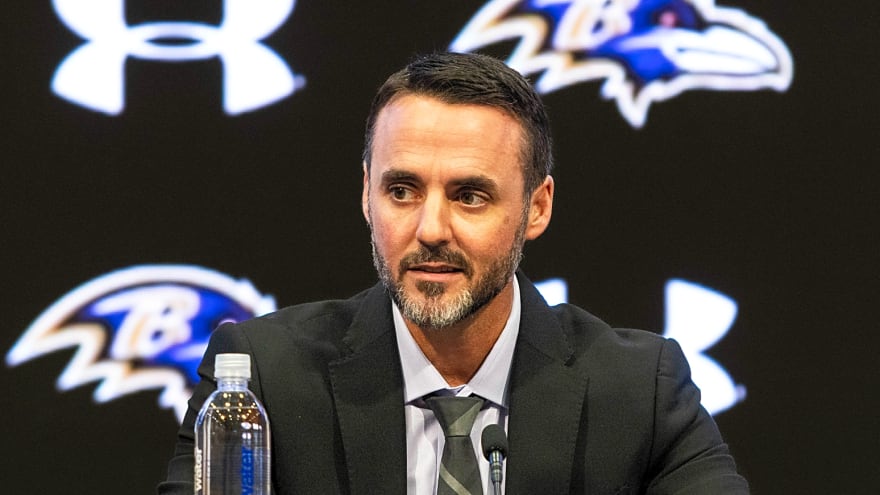 Ravens have an obvious target to help Jesse Minter's pass rush