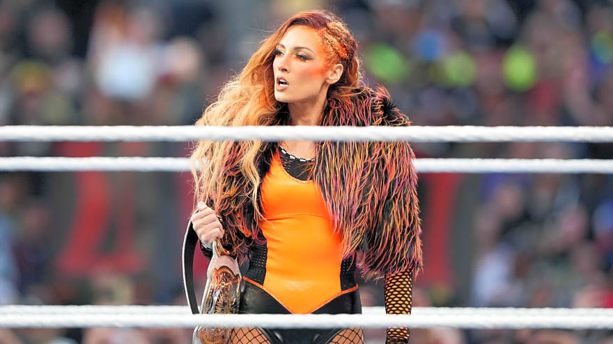 WWE SmackDown 11/21 Recap: AJ Lee & Becky Lynch Enter ‘Survivor Series: WARGAMES’