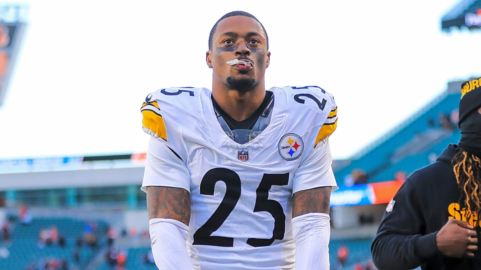 Report: Steelers Ink Fan Favorite To A New 2-Year Extension