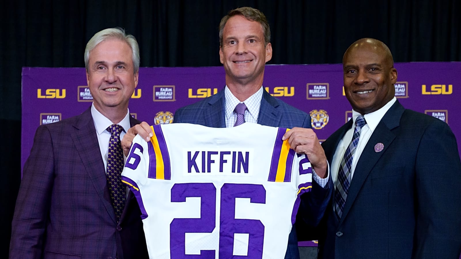 'The Puppet Master’: What to know about Jimmy Sexton — Lane Kiffin’s superagent and college football power broker