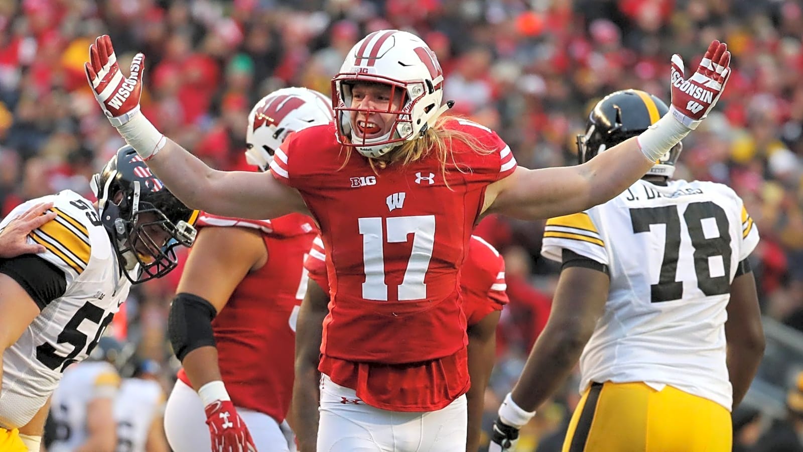 Wisconsin Badgers: NFL’s Andrew Van Ginkel Announcement Stirs Emotions