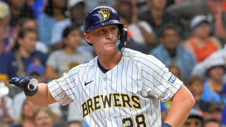 Brewers praised for making 'deal of the year' amid 14-game winning streak