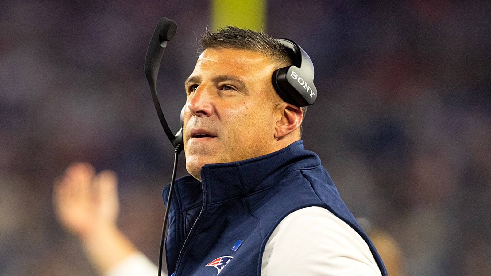 Mike Vrabel addresses apparent shot at Patriots' backups after preseason win over Eagles