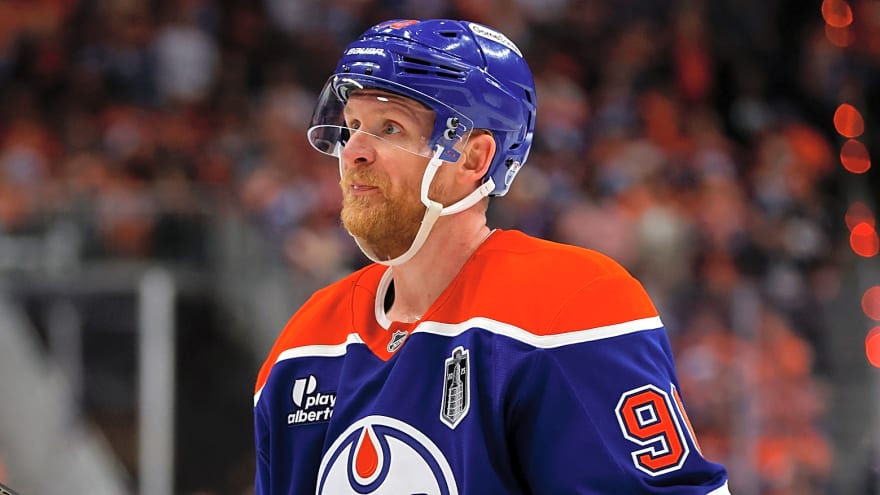 Former Stanley Cup champion 'excited' for California return after signing with Kings