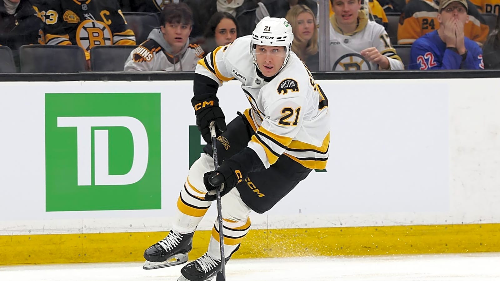 Bruins sign Alex Steeves to two-year contract extension