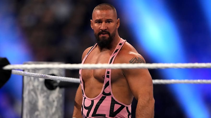 WWE Monday Night Raw Results and Recap: CM Punk and Bron Breakker Heats Up (December 29, 2025)