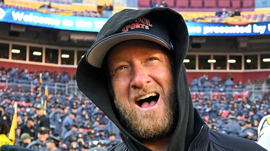 Dave Portnoy questions Ohio State's toughness in fiery message