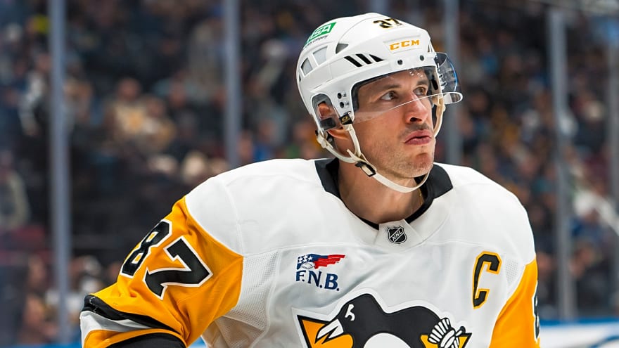 Sidney Crosby leaves Penguins' win with another injury