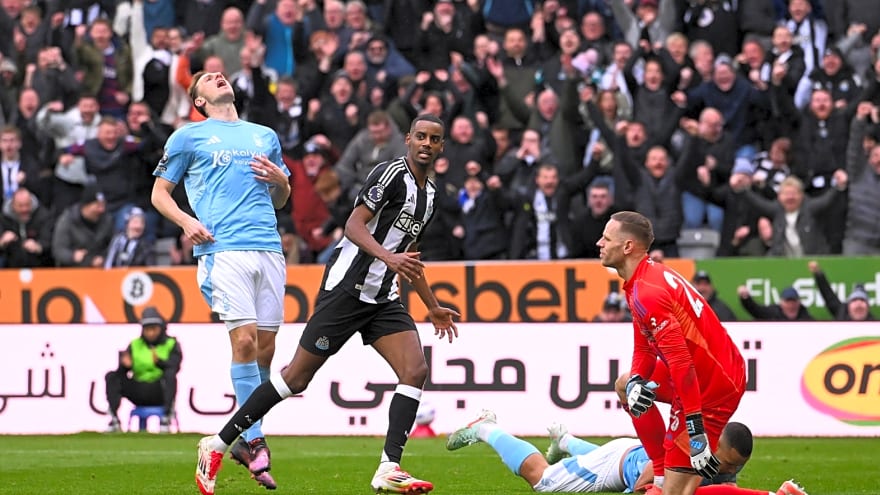 One Alexander Isak statistic v Nottingham Forest offers a very promising omen for Liverpool