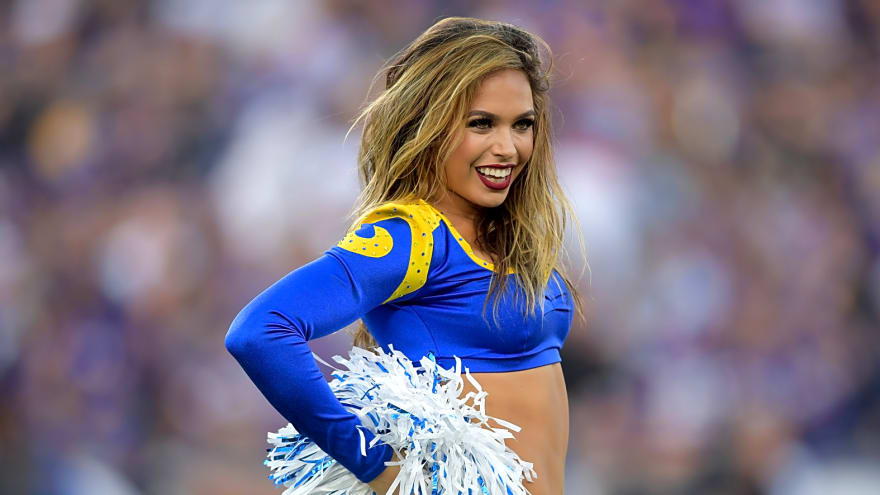 Former Phoenix Suns dancer captures WWE Women’s Intercontinental Championship