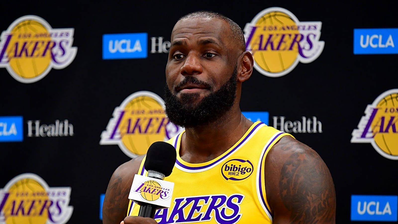 Lakers quietly laying foundation for life without LeBron James