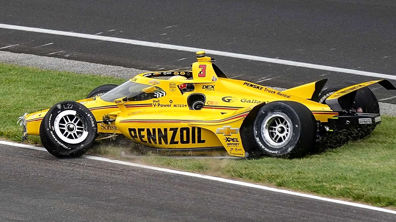 Watch: Scott McLaughlin wrecks before start of Indianapolis 500