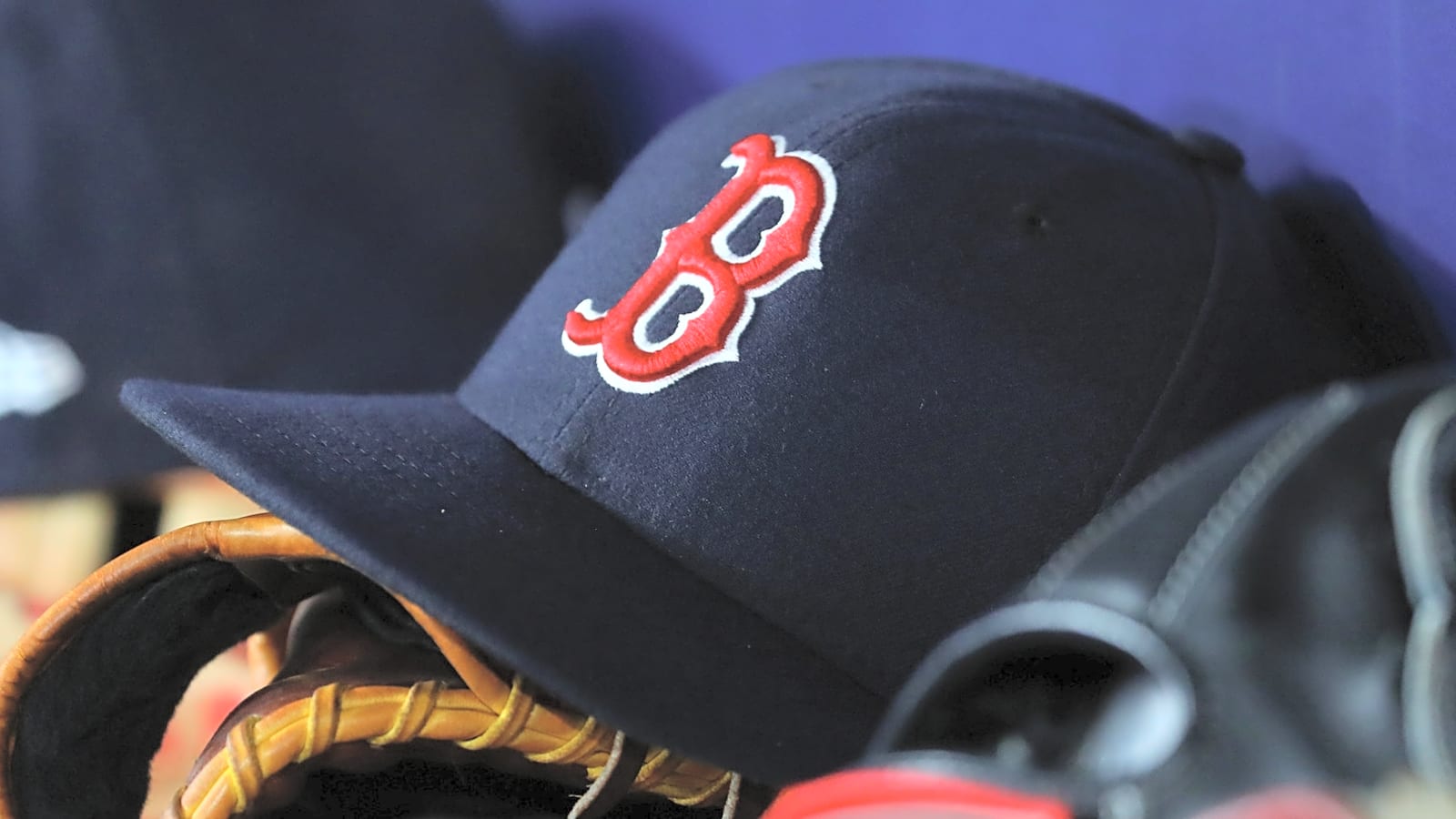 Red Sox purchase contract of 6-foot-7 lefty PJ Labriola from Frontier League team