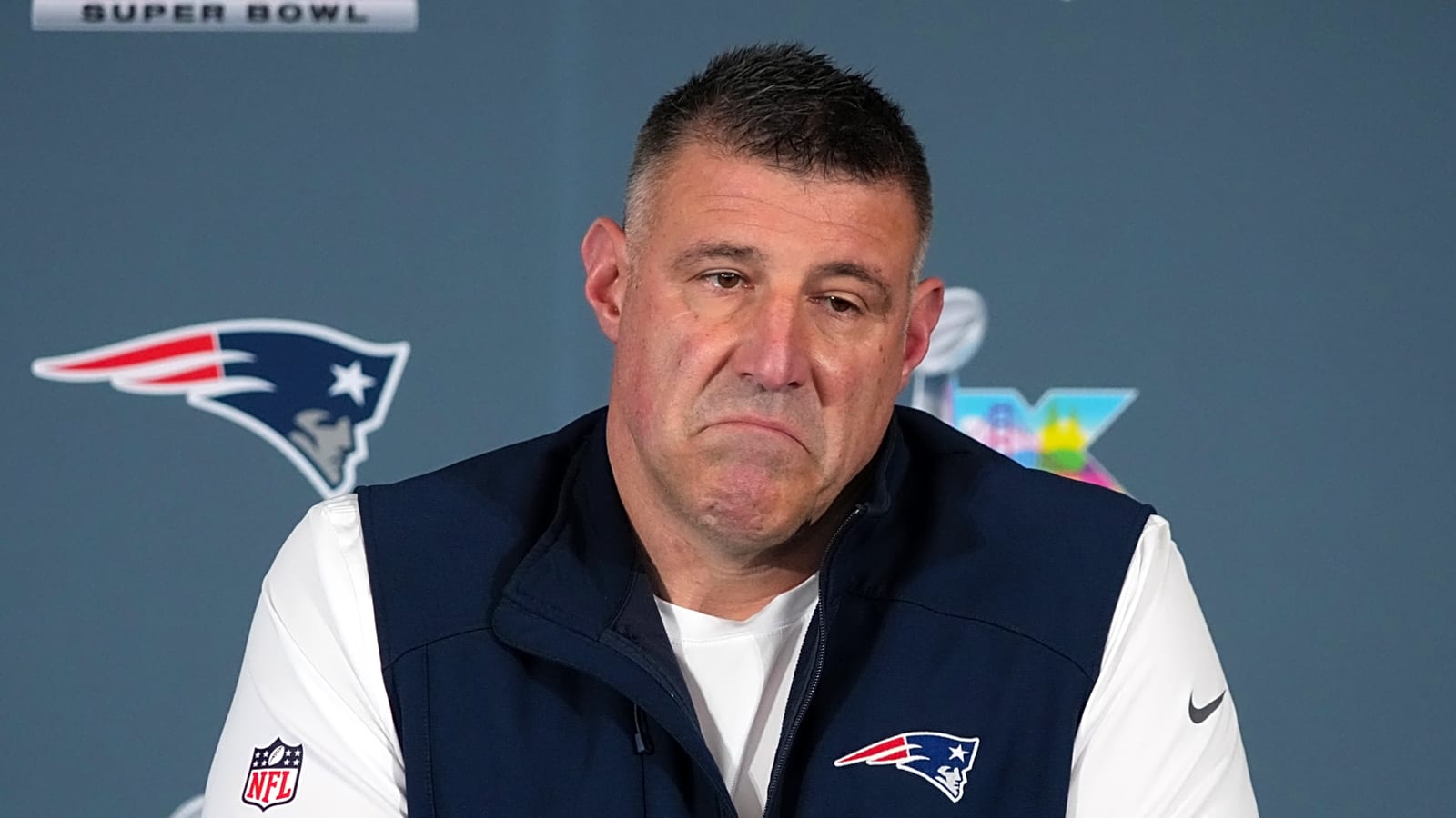Mike Vrabel may miss more time with Patriots