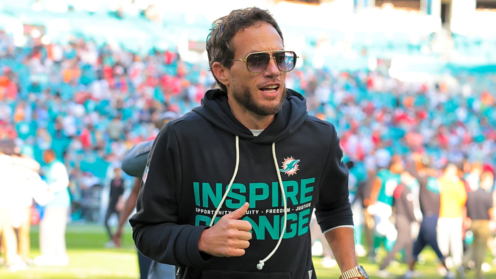 Mike McDaniel, Brian Daboll Among Eagles’ OC Candidates