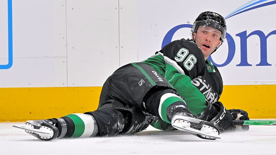 Mikko Rantanen finished season with significant injury