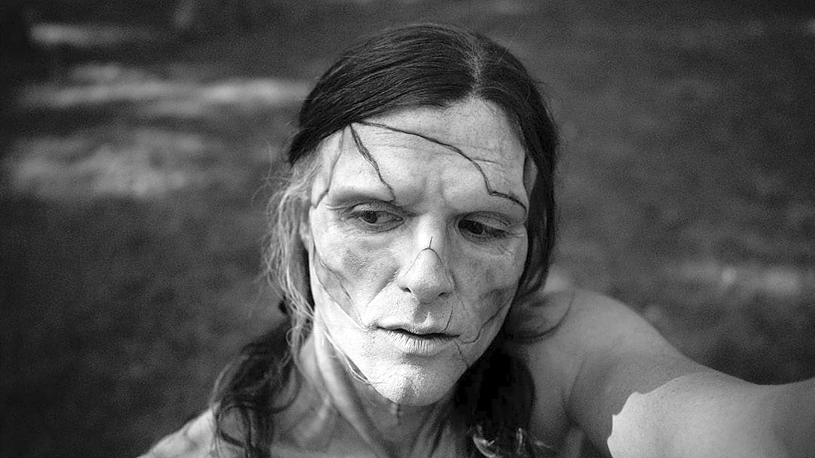 Jacob Elordi Selfies as FRANKENSTEIN’s Monster Are INCREDIBLE