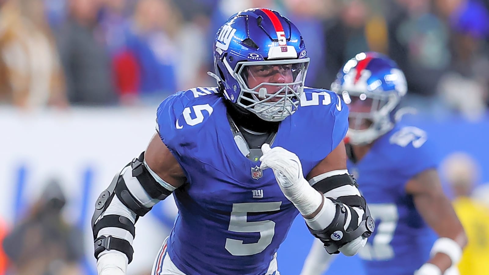 Giants Eyeing Mid-Round Pick In Kayvon Thibodeaux Trade?