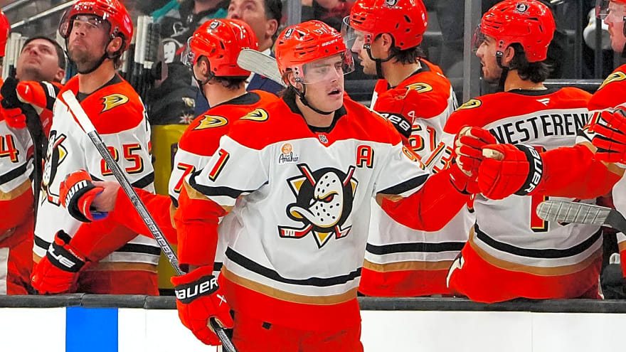 Watch out, everyone: Ducks’ Leo Carlsson has arrived