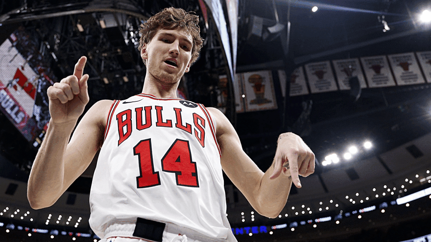 Bulls’ Billy Donovan reveals area Matas Buzelis must grow to take ‘next step’ after benching