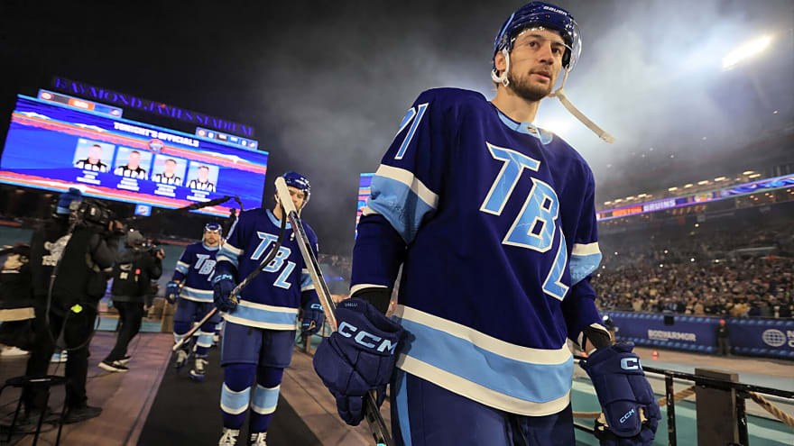 Lightning coach Jon Cooper shares ‘devastating’ call on injured Anthony Cirelli