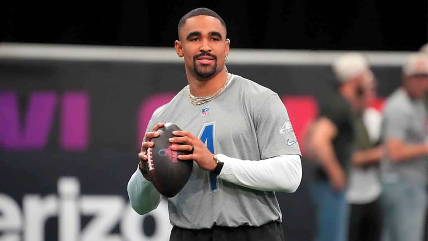 Jalen Hurts, NFC hilariously attempt to execute tush push at Pro Bowl Games