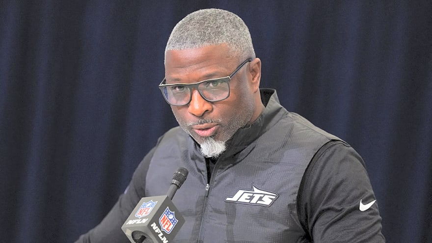 Jets HC Aaron Glenn makes blatantly obvious ‘improvement’ claim at OTAs